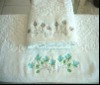 solid jacquard bath towel with embroidery