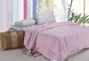 100% pure Wool Embroidered Stitching Comforter