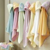 Cape de bain, bebe brode, Bavoirs, Mules de Bain, Serviette bebe a capuche, Peignoir capuche enfant, bavoirs eponge imprimes