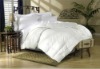 Down alternative microfiber comforter