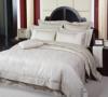 Jacquard bedding set