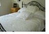 good quality bed comforter in white for hotel
