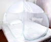 student folding mosquito net