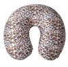 the leopard pattern memory foam neck pillow