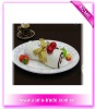 white cake towel