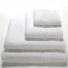 white hotel towel set